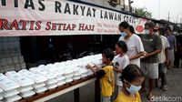 Antusias Warga Ibu Kota Berburu Sarapan Gratis di Kala Pandemi