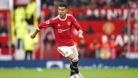 Cristiano Ronaldo tak bisa berbuat banyak. Hanya mampu melepas satu tembakan off target (AP/Dave Thompson)