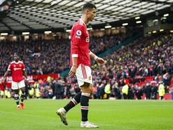 Ronaldo pun meninggalkan lapangan dengan lemah lunglai (AP/Dave Thompson)