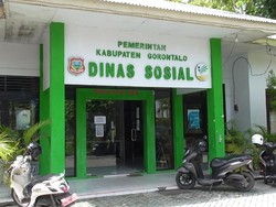 Kadinsos Kabupaten Gorontalo Diberhentikan Buntut Risma Marah soal Data