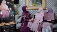 Kala Hijabers Rayakan Hari Batik Nasional