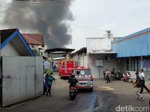 Api Padam, Ini Dugaan Penyebab Kebakaran Pabrik Tekstil di Bandung
