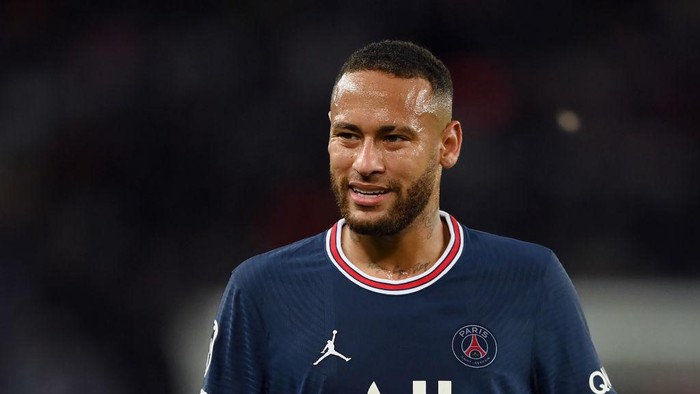 PARIS, FRANCE - SEPTEMBER 28: Neymar of Paris Saint-Germain seen during the UEFA Champions League group A match between Paris Saint-Germain and Manchester City at Parc des Princes on September 28, 2021 in Paris, France. (Photo by Matthias Hangst/Getty Images)