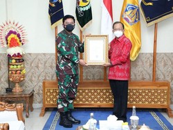 Kasus COVID Turun, Panglima TNI Beri Penghargaan ke Gubernur-Forkopimda Bali
