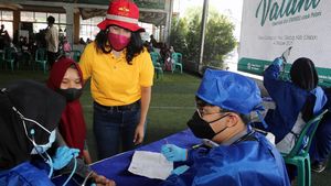 Percepat Herd Immunity, Petani di Cirebon Ikut Vaksinasi