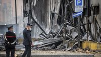 Pesawat Ringan Tabrak Gedung di Italia, 8 Orang Tewas