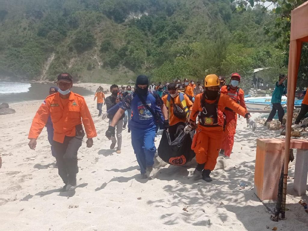 Polisi yang Hilang di Pantai Gunungkidul Ditemukan Meninggal Polisi yang Hilang di Pantai Gunungkidul Ditemukan Meninggal