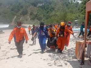 Polisi yang Hilang di Pantai Gunungkidul Ditemukan Meninggal Polisi yang Hilang di Pantai Gunungkidul Ditemukan Meninggal