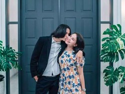 Unggah Foto Bareng Anak saat Ultah, Penampilan Awet Muda Rossa Jadi Sorotan