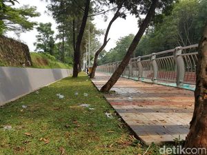 Please Dong, Jangan Buang Sampah Sembarangan di Taman Kota 2 BSD! Please Dong, Jangan Buang Sampah Sembarangan di Taman Kota 2 BSD!