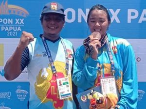 PON XX Papua: Mahasiswa UPNV Yogyakarta Raih Perunggu di Cabor Renang PON XX Papua: Mahasiswa UPNV Yogyakarta Raih Perunggu di Cabor Renang
