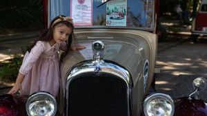 Yuk Lihat Pameran Mobil Antik di Athena