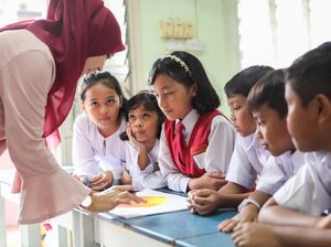 15 Kata-kata Ucapan Hari Guru Sedunia 2021 yang Menyentuh 15 Kata-kata Ucapan Hari Guru Sedunia 2021 yang Menyentuh