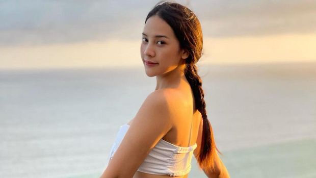 Anya Geraldine