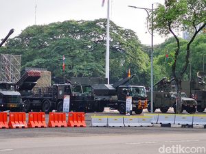 HUT Ke-76 TNI, Ini Penampakan Deretan Alutsista Dipamerkan di Depan Istana