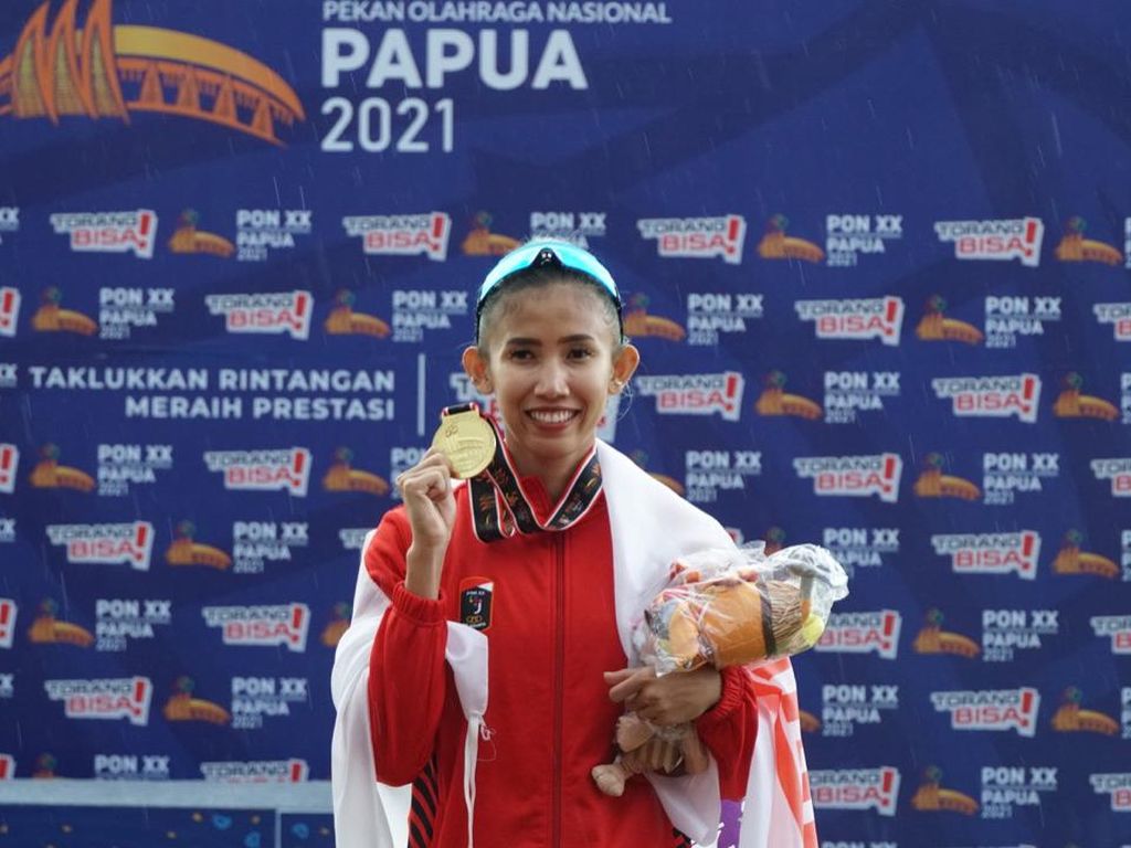 PON Papua: Emilia Nova Melesat Raih Emas Usai Operasi PON Papua: Emilia Nova Melesat Raih Emas Usai Operasi