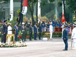 Jokowi Tiba-tiba Tanya soal Laut Natuna di HUT Ke-76 TNI
