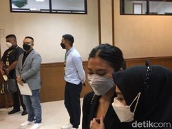 Mediasi Gagal, Tyna Kanna dan Kenang Mirdad Lanjut Cerai