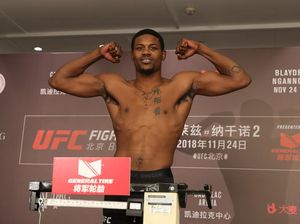 Mantap! Jagoan UFC Ini Beraksi Ringkus Maling Mobil