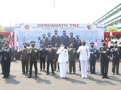 Khofifah Apresiasi Bantuan TNI Bawa Jatim Bebas dari Level 4