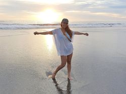 Kiki Fatmala Idola 90-an, Intip Adegan Pantainya Kiki Fatmala Idola 90-an, Intip Adegan Pantainya