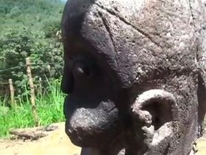 Penampakan Patung Kuno yang Diiringi Petani Kesurupan di Labura