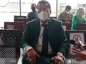 Pesan Menohok Hotman Paris Usai Disentil Hotma Sitompul Pesan Menohok Hotman Paris Usai Disentil Hotma Sitompul