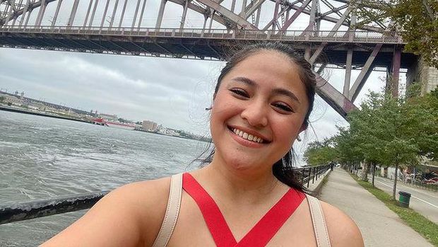 Marshanda sedang berada di Amerika Serikat untuk menjalani pengobatan penyakit bipolar yang ia derita. Yuk intip!