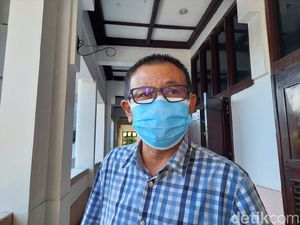 Mobilitas Warga Surabaya Mulai Normal, Satgas Awasi Tempat Nongkrong