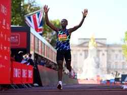 Pelari Kehilangan Bonus gegara Kebanyakan Dadah-dadah