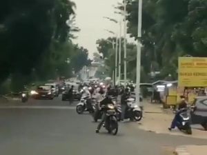 PTM Digelar, Pelajar Malah Tawuran di Lenteng Agung PTM Digelar, Pelajar Malah Tawuran di Lenteng Agung
