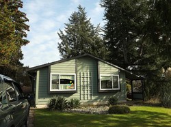 5 Warna Cat Eksterior yang Tren di 2025, Bikin Rumah Tambah Cantik!