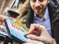 Kisah Pasangan Hemat Meski Menang Lotre Miliaran, Uangnya Dipakai Untuk Ini