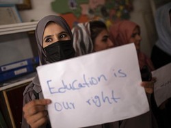 UNICEF Akan Danai Langsung Guru Afghanistan, Tanpa Lewat Taliban