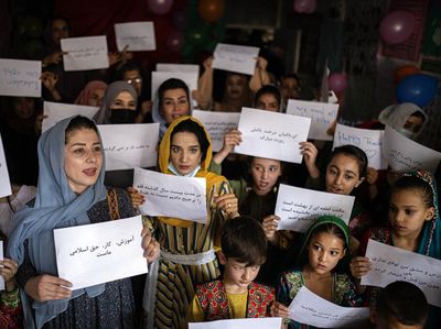 Aksi Guru dan Anak-anak di Afghanistan Tuntut Kesetaraan Pendidikan