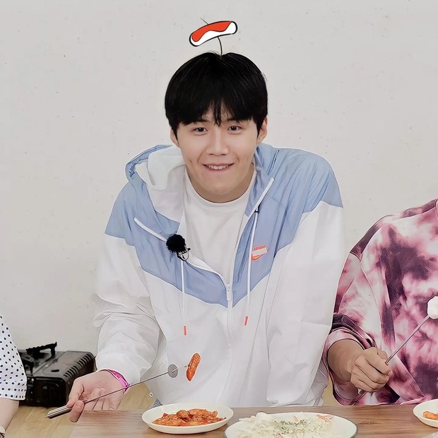 Alasan pesona aktor tampan Kim Seon Ho bikin jatuh cinta/instagram/salt_ent Kim Seon Ho cocok sebagai komedian.