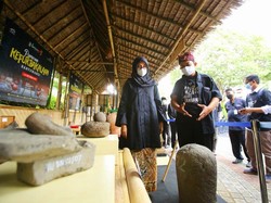 Bupati Ipuk Semangati Para Pemuda Tekuni Kepurbakalaan