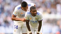 Apakah Real Madrid akan belanja bek baru di musim dingin nanti? (Getty Images/David Ramos)