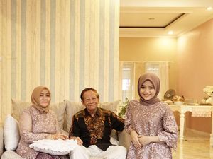Nenek 81 Tahun Wajahnya Viral Bikin Takjub, Sosoknya Ternyata Ibunya Artis Ini Nenek 81 Tahun Wajahnya Viral Bikin Takjub, Sosoknya Ternyata Ibunya Artis Ini
