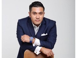 Mr. Cuanisasi, Sosok Pembeli Jersey Denny Sumargo Seharga Rp 212 Juta untuk Jacklien Ibo