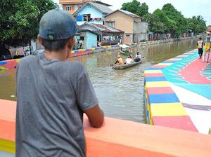 Cantiknya Jalur Pedestrian Sudirman yang Sudah Pindah Lokasi Cantiknya Jalur Pedestrian Sudirman yang Sudah Pindah Lokasi