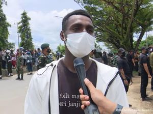 Bahagianya Hermanus, Pemuda Sorong yang Dapat Jaket dari Jokowi