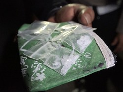 Menegangkan! Penggerebekan Rumah Bandar Sabu di Empat Lawang