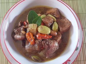 Resep Brongkos Jogja Pakai Daging dan Tahu yang Mantap Bumbunya Resep Brongkos Jogja Pakai Daging dan Tahu yang Mantap Bumbunya