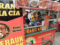 5 Seafood Gerobakan yang Menunya Paling Komplet, Mirip di Restoran!