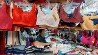 Viral Fatwa Haram Soal Bra, Penjualan BH di Bandung Masih Normal