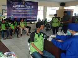 34 Persen Napi Rutan Trenggalek Jalani Vaksinasi COVID-19