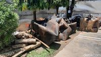 Penampakan Barbuk Penutupan Sumur Minyak Ilegal di Sumsel