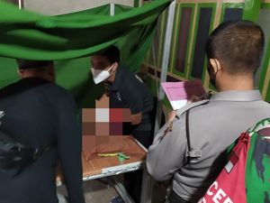 Warga Lamongan Ditemukan Tewas Gantung Diri Setelah Semalam Tak Pulang Warga Lamongan Ditemukan Tewas Gantung Diri Setelah Semalam Tak Pulang