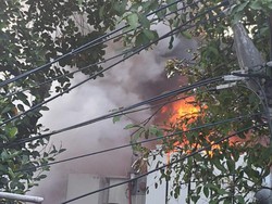 Cerita Warga Dengar Ledakan Sebelum Gardu PLN Kebon Jeruk Terbakar